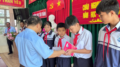 TRƯỜNG THCS TÂN THÀNH TỔ CHỨC ĐẠI HỘI CHÁU NGOAN BÁC HỒ NĂM HỌC 2025–2026